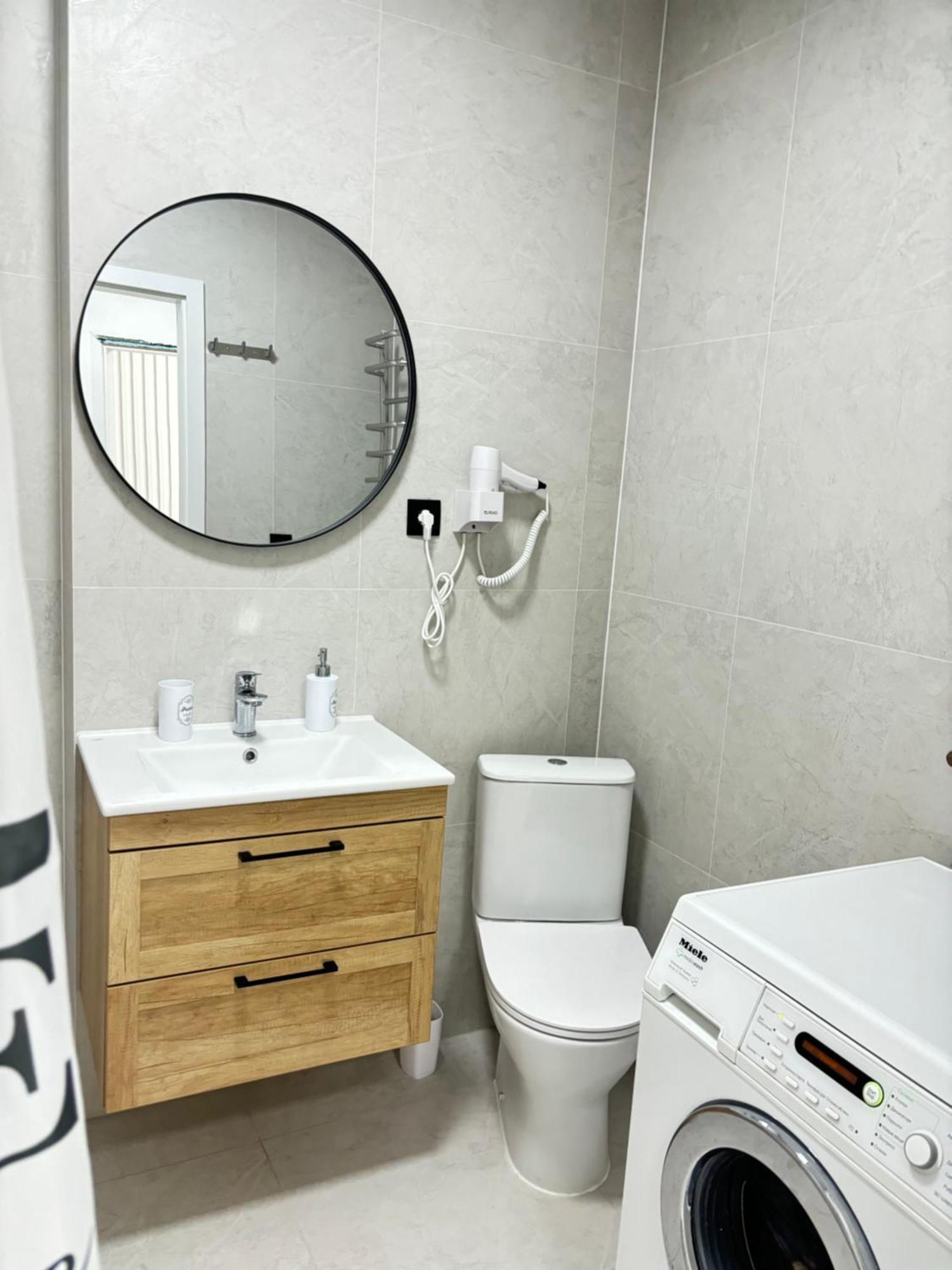 Dream Town Apartaments Біля Залізничного Вокзалу Lutsk Ngoại thất bức ảnh
